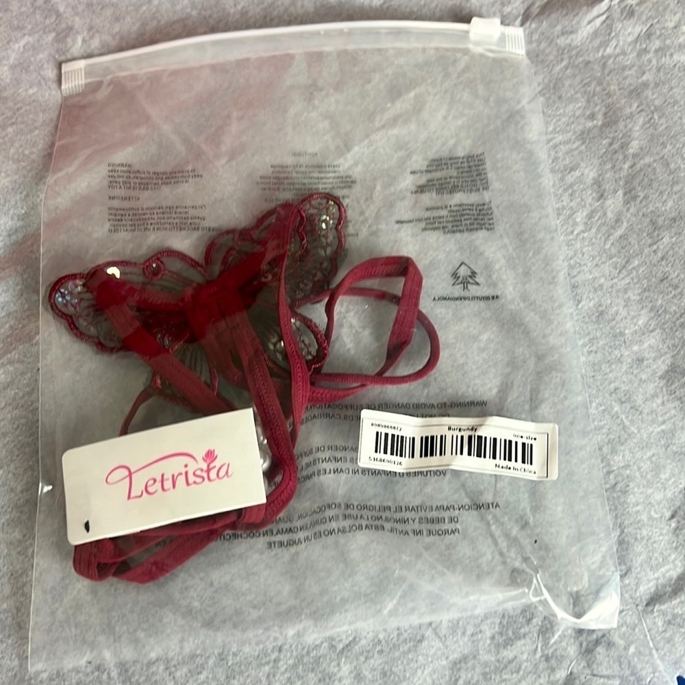 Intimate Apparel - Picture 11 of 13